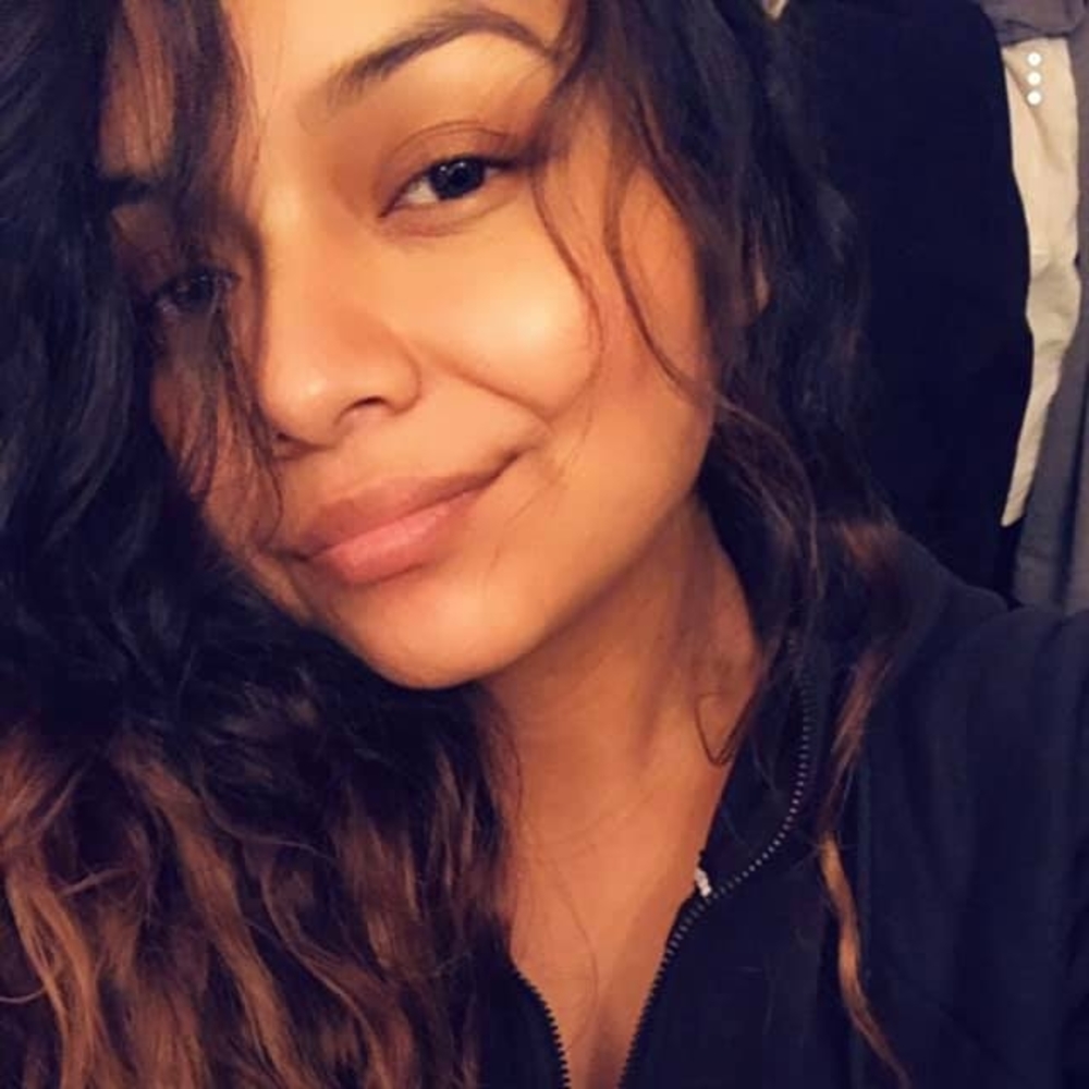 Meet your Posher, Mejia